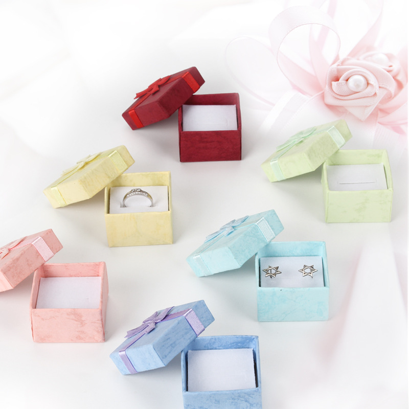 Cute Small Paper Jewelry Boxes Organizer for Rings Earrings Necklace Storage Box Jewellery Packing Storage Gift Case Wholesale Lots 4cmX4cmX2.7cm