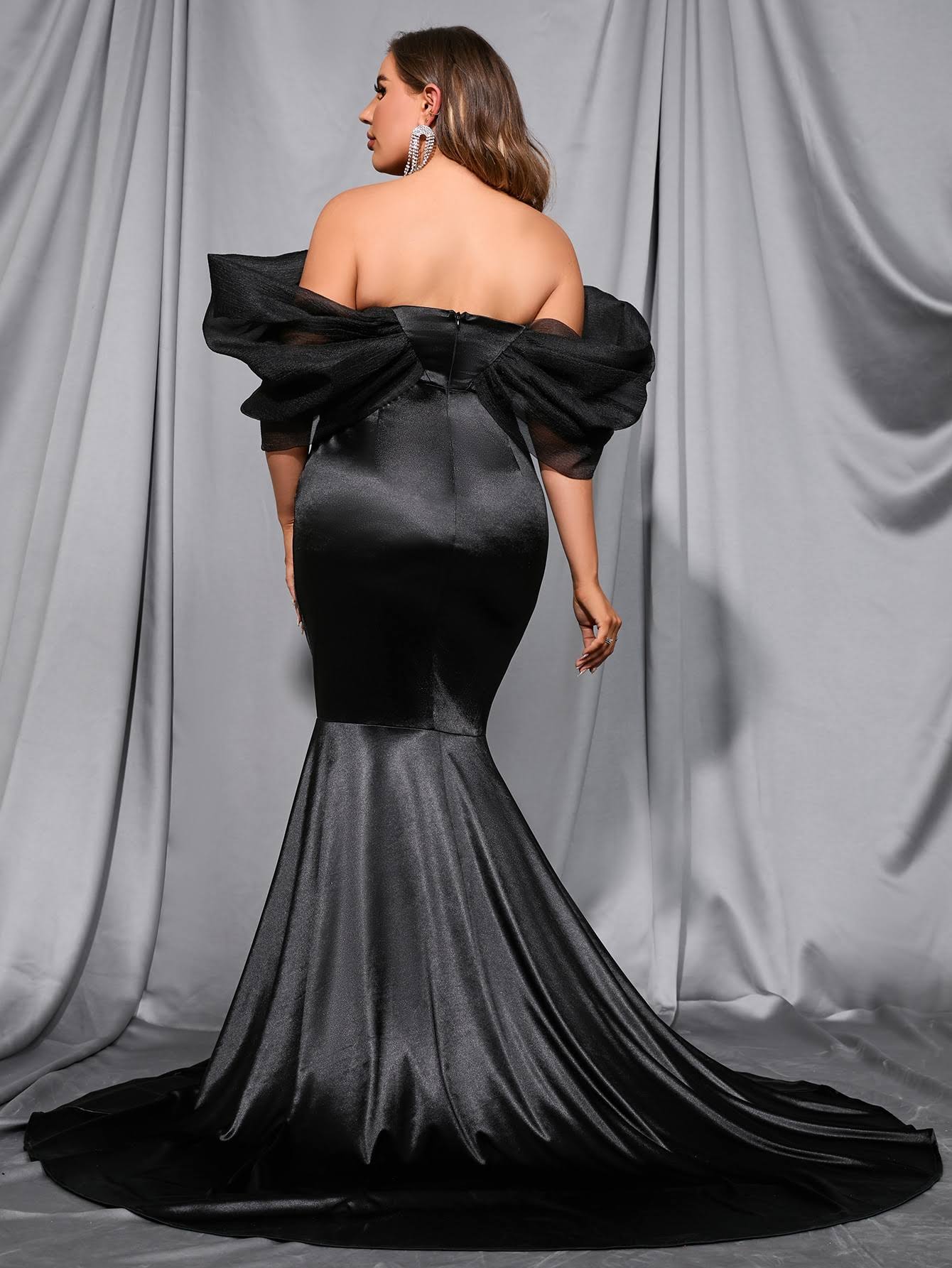 Elegant Black Silk Satin Mermaid Prom Dresses With Insert Mesh Off Shoulder Lantern Sleeves Long Formal Evening Gowns Plus Size Women Celebrity Party 