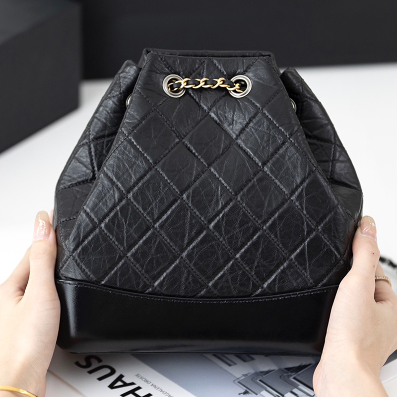 Designers Bags Luxurys Women Handbags The both shoulders Bag shopping bag Material Leather Wallet crossbody bag charm Handbag Atmospheric versatile Vagrant bag, Black 
Designers Bags Luxurys Women Handbags The both shoulders Bag shopping bag Material Leather Wallet crossbody bag charm Handbag Atmospheric versatile Vagrant bag, Black