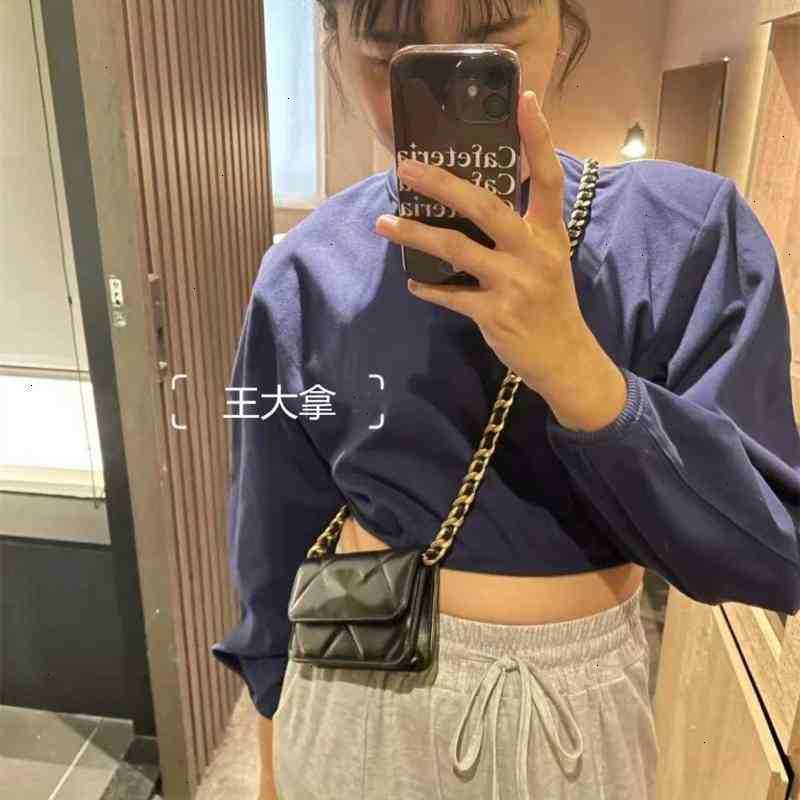 Evening Bags Brand design woman's Quilted shoulder Chain bag lambskin handbag vintage messenger bags caviar Leather le boy 2.55 Fl H6RI, Black + gift box
Evening Bags Brand design woman's Quilted shoulder Chain bag lambskin handbag vintage messenger bags caviar Leather le boy 2.55 Fl H6RI, Black + gift box