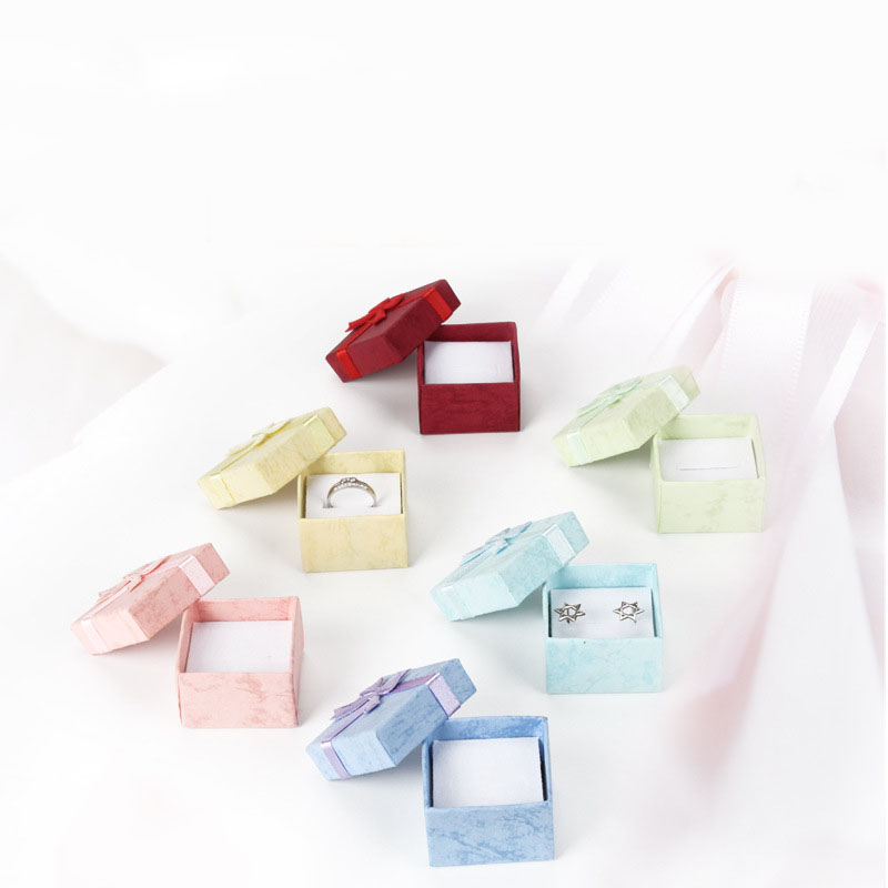 Cute Small Paper Jewelry Boxes Organizer for Rings Earrings Necklace Storage Box Jewellery Packing Storage Gift Case Wholesale Lots 4cmX4cmX2.7cm