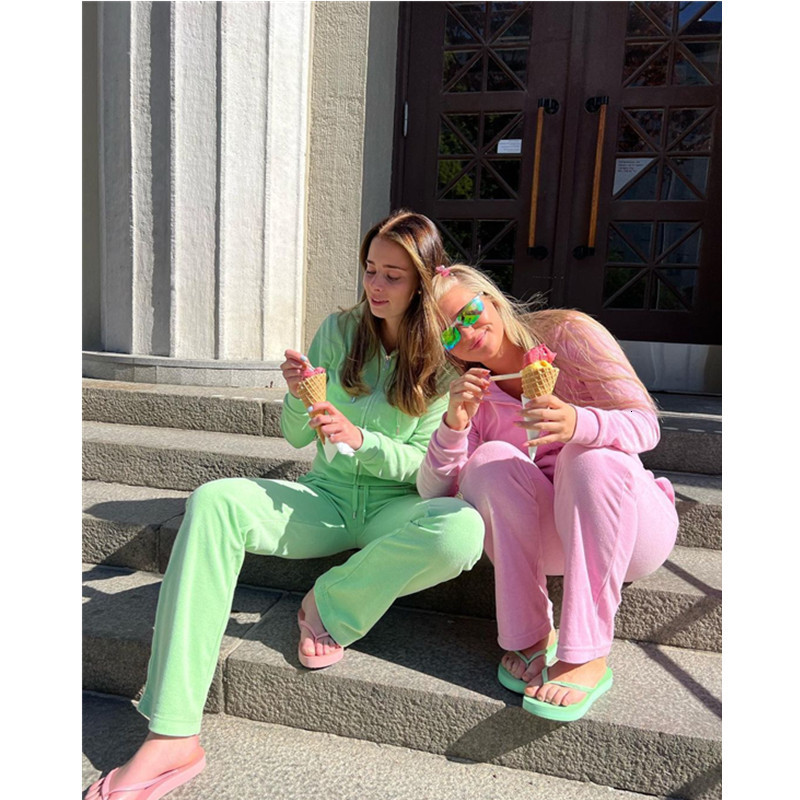 Women's Tracksuits Hoodies Veet Zipper Sweatshirt And Pants Autumn Winter Women Velour Pant Suit Sweatsuit Sport 230131