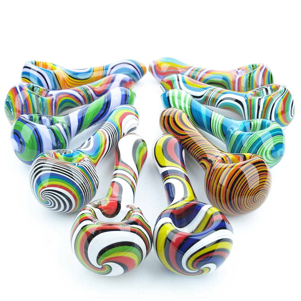 Dry Herb Glass Pipes 4.5 Inch Chill Hand Pipe Colorful Strips Spoon Pipe Smoking Manufacture Hand-blown and Beautifully Handcrafted Bubbler Smok Pipes Wholesale
Dry Herb Glass Pipes 4.5 Inch Chill Hand Pipe Colorful Strips Spoon Pipe Smoking Manufacture Hand-blown and Beautifully Handcrafted Bubbler Smok Pipes Wholesale