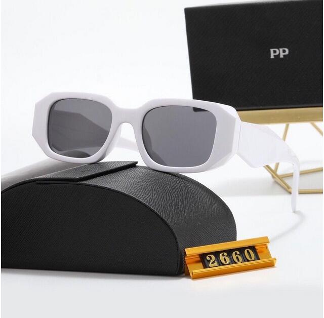 Brand Designer Sunglass Metal Hinge Sunglasses Men Glasses Women Sun glass UV400 lens Unisex with cases and box
Brand Designer Sunglass Metal Hinge Sunglasses Men Glasses Women Sun glass UV400 lens Unisex with cases and box