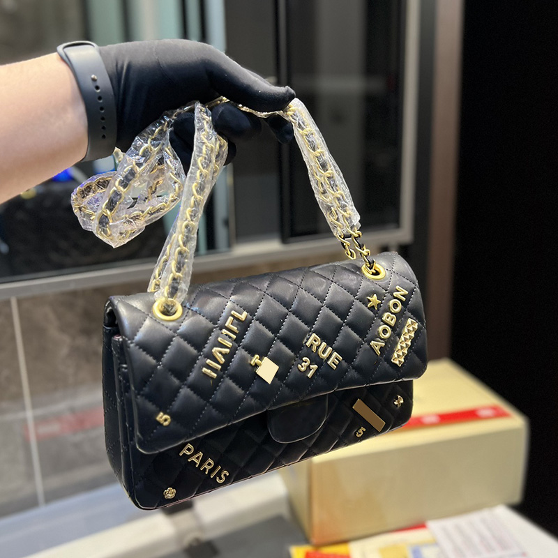 CC Bags Luxury Brand Cross Body Ladies Cross Body Badge Bags Classic Double Flap Lambskin C Gold Metal Matelasse Chain Crossbody Shoulder Tu, Box
CC Bags Luxury Brand Cross Body Ladies Cross Body Badge Bags Classic Double Flap Lambskin C Gold Metal Matelasse Chain Crossbody Shoulder Tu, Box