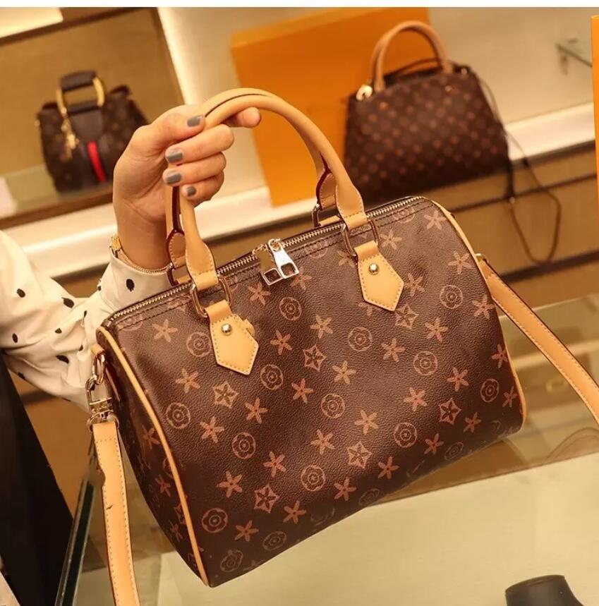 Totes Women 5A Genuine Real Leather Speedy 30 Handbag Shoulder Bag 30CM Strap Handbags Ladies Tote Can Stamping Luxurys Designers Womens Bags, Brown grid
Totes Women 5A Genuine Real Leather Speedy 30 Handbag Shoulder Bag 30CM Strap Handbags Ladies Tote Can Stamping Luxurys Designers Womens Bags, Brown grid