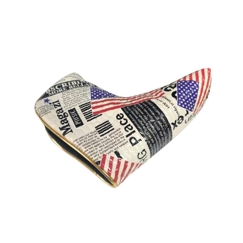 Golf Putter Cover Magnetic Closure American Flag PU Leather Waterproof Golf Head Cover for Blade Putter
Golf Putter Cover Magnetic Closure American Flag PU Leather Waterproof Golf Head Cover for Blade Putter
