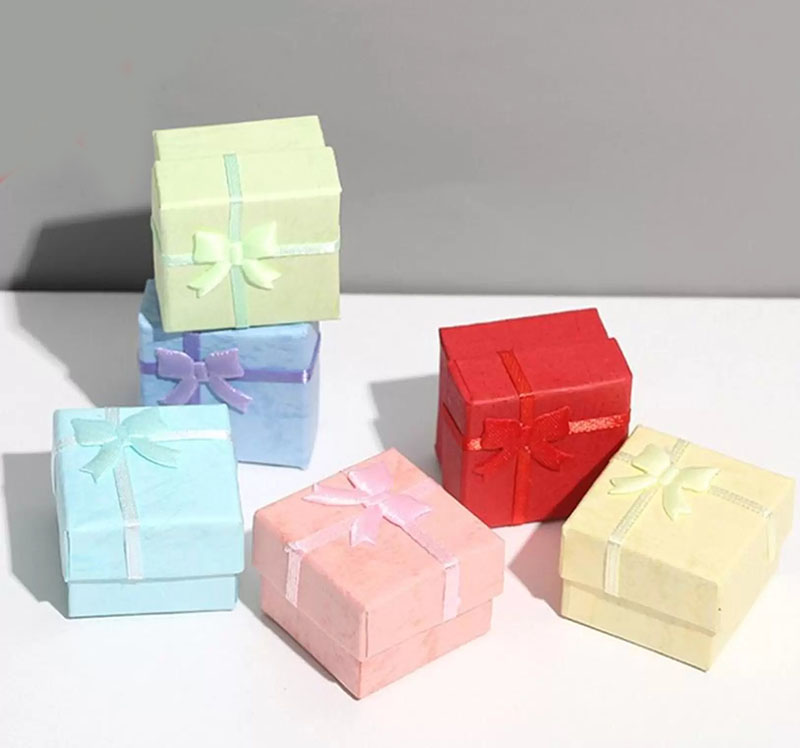 Cute Small Paper Jewelry Boxes Organizer for Rings Earrings Necklace Storage Box Jewellery Packing Storage Gift Case Wholesale Lots 4cmX4cmX2.7cm