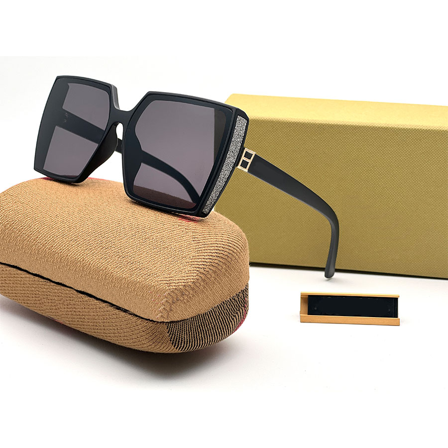 Rectangle Men Sunglasses Fashion Full frame Sun glass Letter Design Women Adumbral 4 Option Eyeglasses