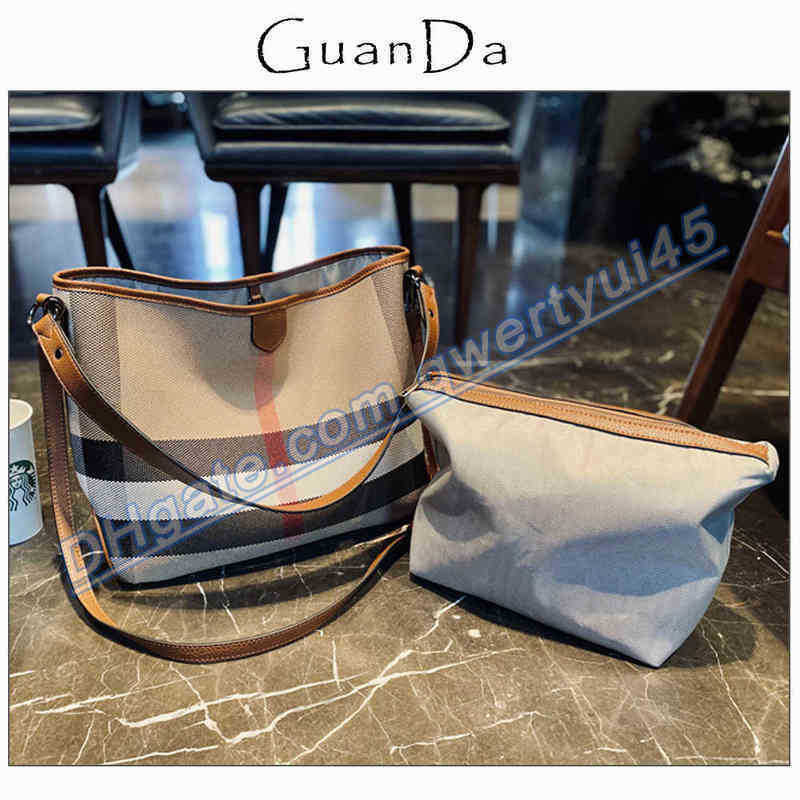 qwertyui45 Totes Fashion Large Capacity Plaid Canvas Women Tote Bag Luxury Convertible Female Two Straps Leather Crossbody Hobo Shoulder Handbag 020223H, Red
qwertyui45 Totes Fashion Large Capacity Plaid Canvas Women Tote Bag Luxury Convertible Female Two Straps Leather Crossbody Hobo Shoulder Handbag 020223H, Red