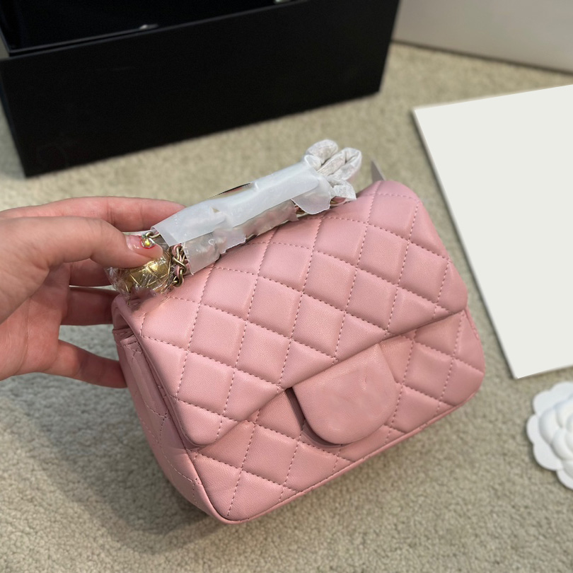 CC Bags Luxury Brand Cross Body Classic Mini Flap Crush Pearl Ball Square Bags Gold Metal Matelasse Chain Crossbody Shoulder Purse Cosmetic, Box
CC Bags Luxury Brand Cross Body Classic Mini Flap Crush Pearl Ball Square Bags Gold Metal Matelasse Chain Crossbody Shoulder Purse Cosmetic, Box