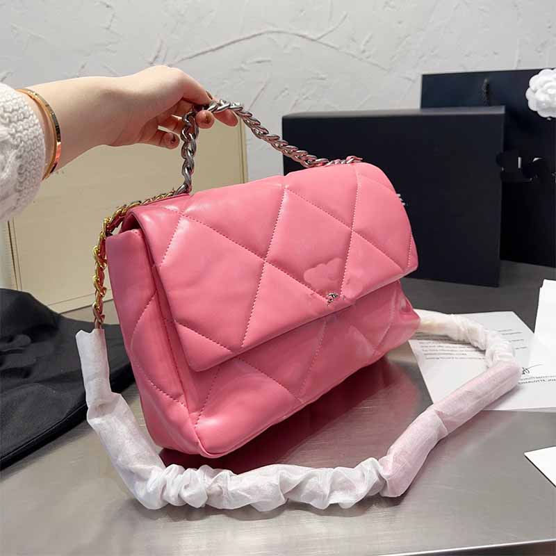 Crossbody bag Women's Designer Tote Bag Oil wax skin fabric Handbag purse Fashion large capacity luxury One shoulder handbags Chain decoration Retro lady wallet, Customize
Crossbody bag Women's Designer Tote Bag Oil wax skin fabric Handbag purse Fashion large capacity luxury One shoulder handbags Chain decoration Retro lady wallet, Customize