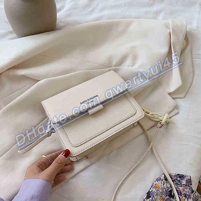 qwertyui45 Shoulder Bags Contrast color female bag 2020 new messenger ladies shoulder luxury designer fashion small square 020223H, Black
qwertyui45 Shoulder Bags Contrast color female bag 2020 new messenger ladies shoulder luxury designer fashion small square 020223H, Black