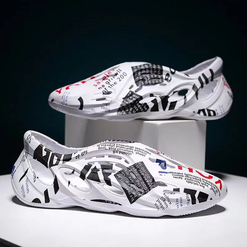 New Slippers Roman Beach Shoes Coconut Hole Shoes Men's Sandals Summer Beach Shoes Sandals Ins 36-44
New Slippers Roman Beach Shoes Coconut Hole Shoes Men's Sandals Summer Beach Shoes Sandals Ins 36-44