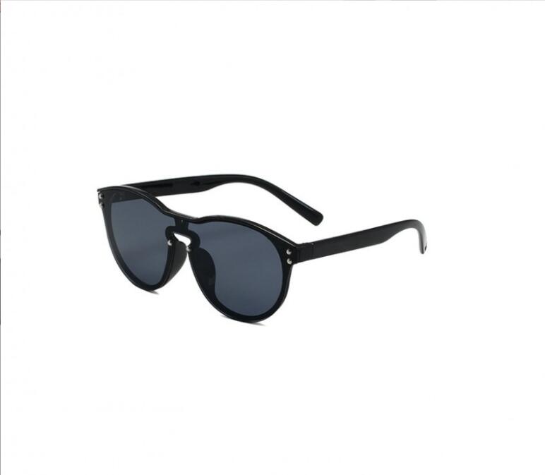 2023 luxury fashion cat eye sunglasses men's and women's fashion designer glasses UV400 lens watermark sunglasses
2023 luxury fashion cat eye sunglasses men's and women's fashion designer glasses UV400 lens watermark sunglasses