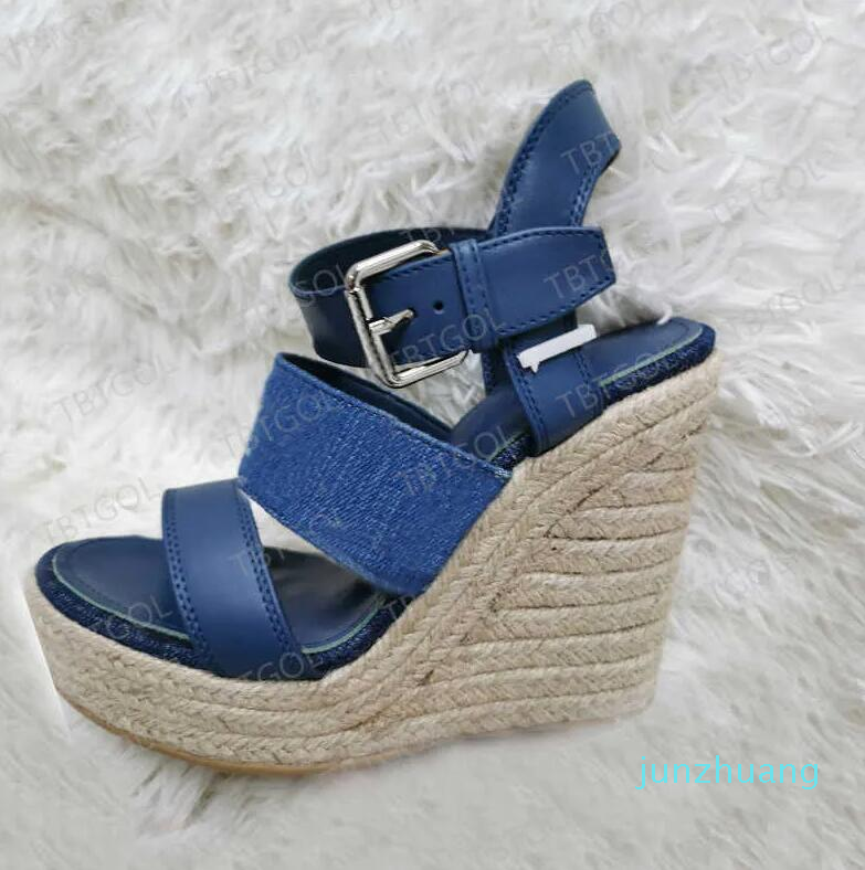 Fashion Designer Women Starboard Wedge Sandal Natural Erforated Braided Classic Espadrilles Leather High Heels Beach Sandal Platform Shoes 86
Fashion Designer Women Starboard Wedge Sandal Natural Erforated Braided Classic Espadrilles Leather High Heels Beach Sandal Platform Shoes 86