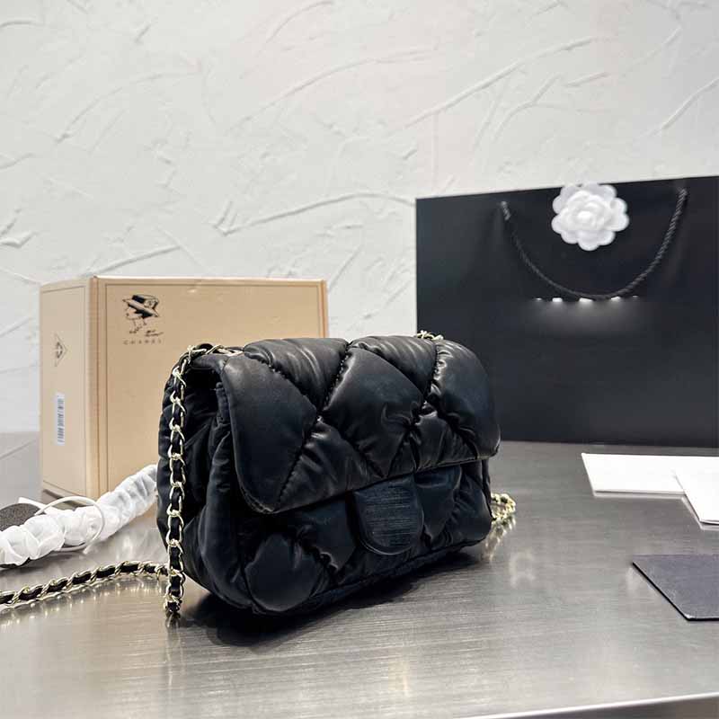 Women's crossbody bag Mini Luxury Designer Bag Ringer embroidery Sheepskin handbag purse Chain Strap Fashion Flip Bag Classic Hardware Lady wallet Rapid delivery, Customize
Women's crossbody bag Mini Luxury Designer Bag Ringer embroidery Sheepskin handbag purse Chain Strap Fashion Flip Bag Classic Hardware Lady wallet Rapid delivery, Customize