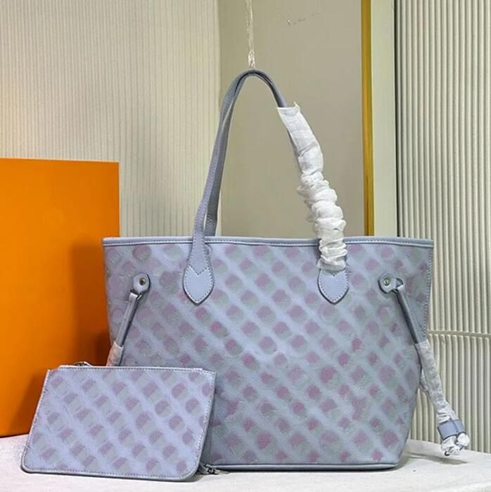 Women Messenger Bags Genuine Leather Emprente Leather Bags BB Totes Pochette Crossbody Woman HandBag in the city tote bag, Box
Women Messenger Bags Genuine Leather Emprente Leather Bags BB Totes Pochette Crossbody Woman HandBag in the city tote bag, Box