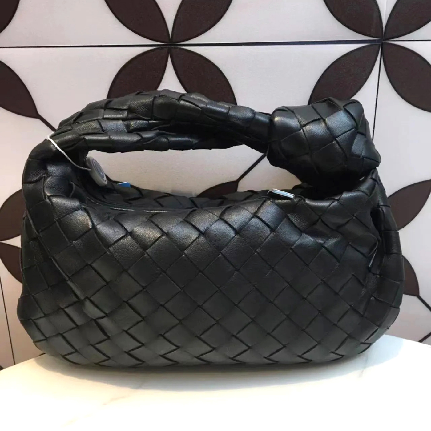 fashion Luxury Designer womens large woven totes clutch TEEN JODIE Knitting handbag handbags leather men wallet Crossbody bag famous Hobo Shoulder Bags travel, Pink
fashion Luxury Designer womens large woven totes clutch TEEN JODIE Knitting handbag handbags leather men wallet Crossbody bag famous Hobo Shoulder Bags travel, Pink