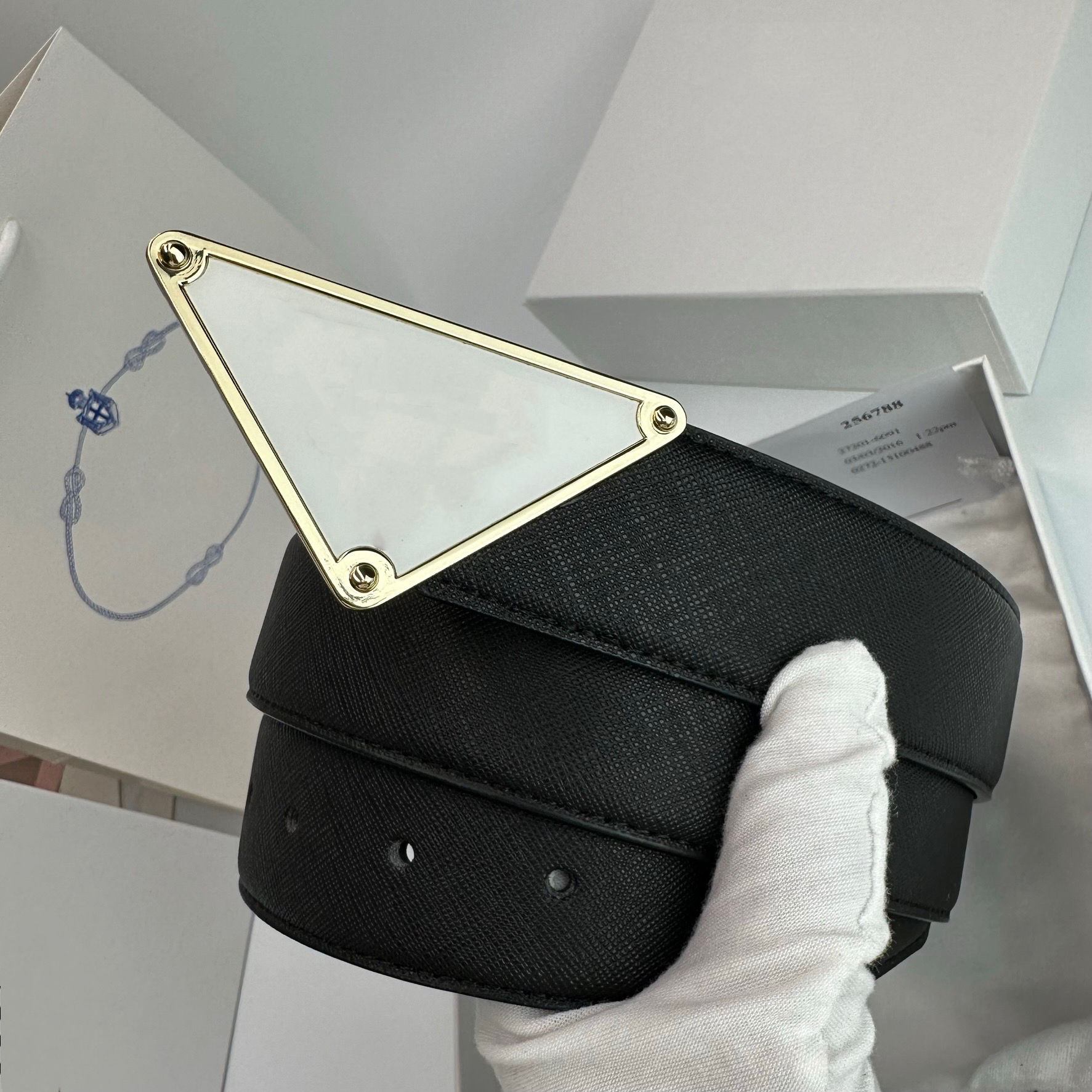Designer belt men belts for men designer luxury belt fashion classic genuine leather Alloy buckle Triangle betls case designer beltXXSZ, Black
Designer belt men belts for men designer luxury belt fashion classic genuine leather Alloy buckle Triangle betls case designer beltXXSZ, Black