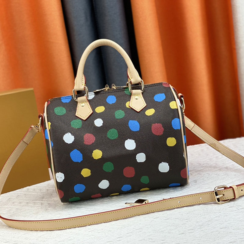 Women Designer Bag 3d Painted Dots Print Totes Luxury Crossbody Shoulder Bags Rainbow Side Trunk Messenger Bag Handbags Canvas Genuine Leather Lady Purse M81979, M46380 25*11*19cm
Women Designer Bag 3d Painted Dots Print Totes Luxury Crossbody Shoulder Bags Rainbow Side Trunk Messenger Bag Handbags Canvas Genuine Leather Lady Purse M81979, M46380 25*11*19cm