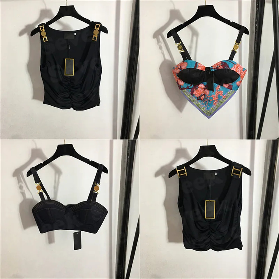 2023Womens Designers T Shirts Bustier Underwear With Metal Badge Sexy Deep V Denim Sling Tube Tops Women Clothing
2023Womens Designers T Shirts Bustier Underwear With Metal Badge Sexy Deep V Denim Sling Tube Tops Women Clothing