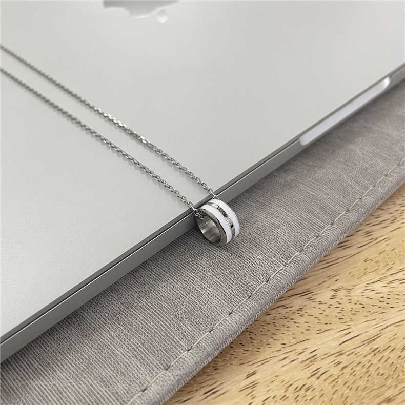 Pendant Necklaces New Fashion Titanium Steel Couple Silver Rose Gold Wild Punk Original Dw Necklace Clavicle Chain Female Necklace Jewelry G230202