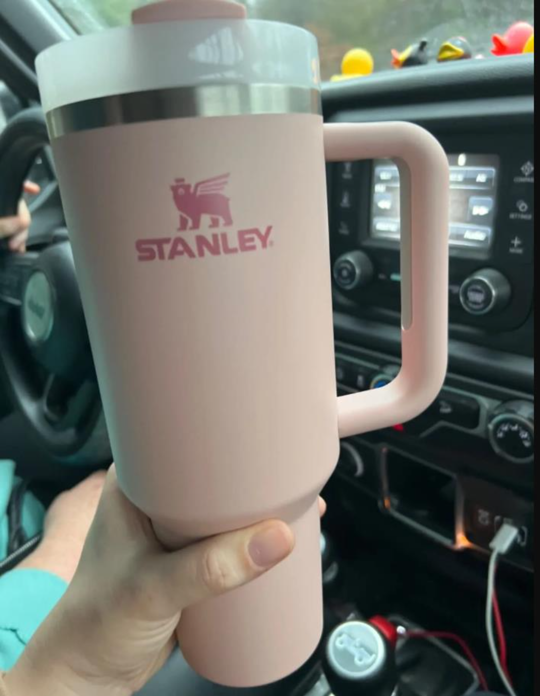 40oz Stainless Steel Tumbler with Logo Handle Lid Straw Big Capacity Beer Mug Water Bottle Powder Coating Outdoor Camping Cup Vacuum Insulated Drinking EE, Multi-color
40oz Stainless Steel Tumbler with Logo Handle Lid Straw Big Capacity Beer Mug Water Bottle Powder Coating Outdoor Camping Cup Vacuum Insulated Drinking EE, Multi-color