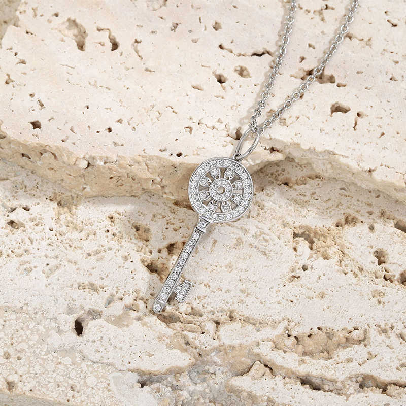Pendant Necklaces S925 Sterling Silver Key Necklaces women Necklace Sweater Chains Inlaid Zircon Fashion Elegant Jewelry Gift G230202