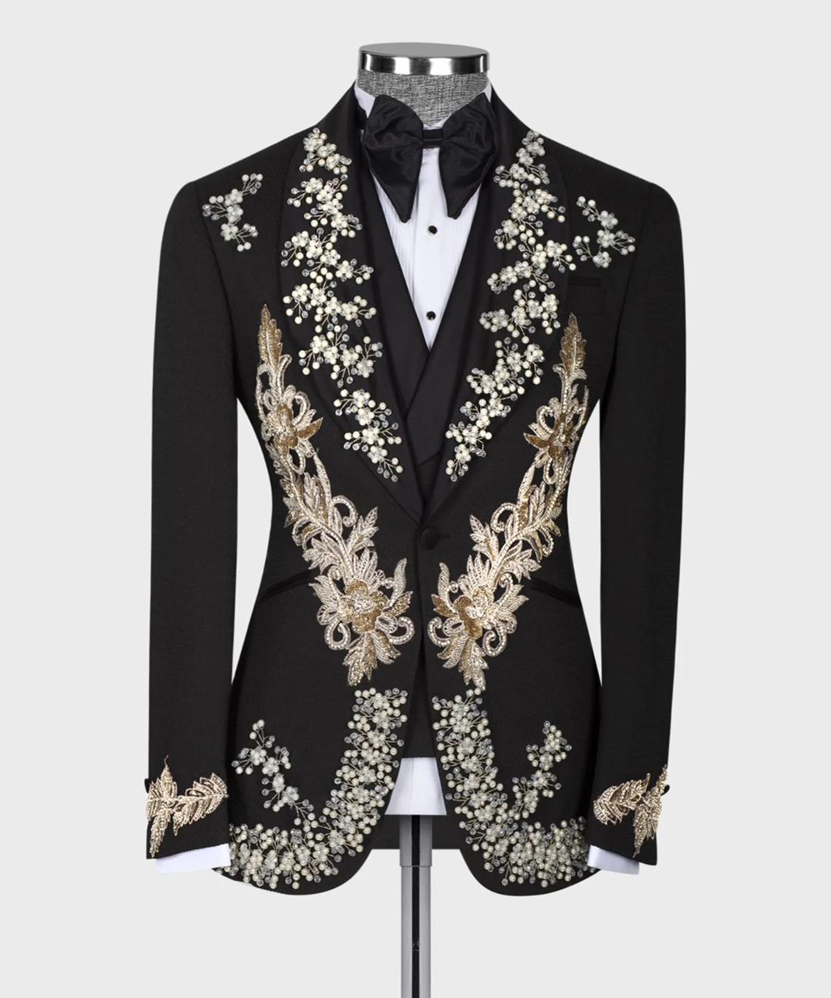 Luxury Men Wedding Tuxedos Tailor Made 3 Pieces Appliques Crystal Beading Pants Suits Formal Business Prom Party Tailored