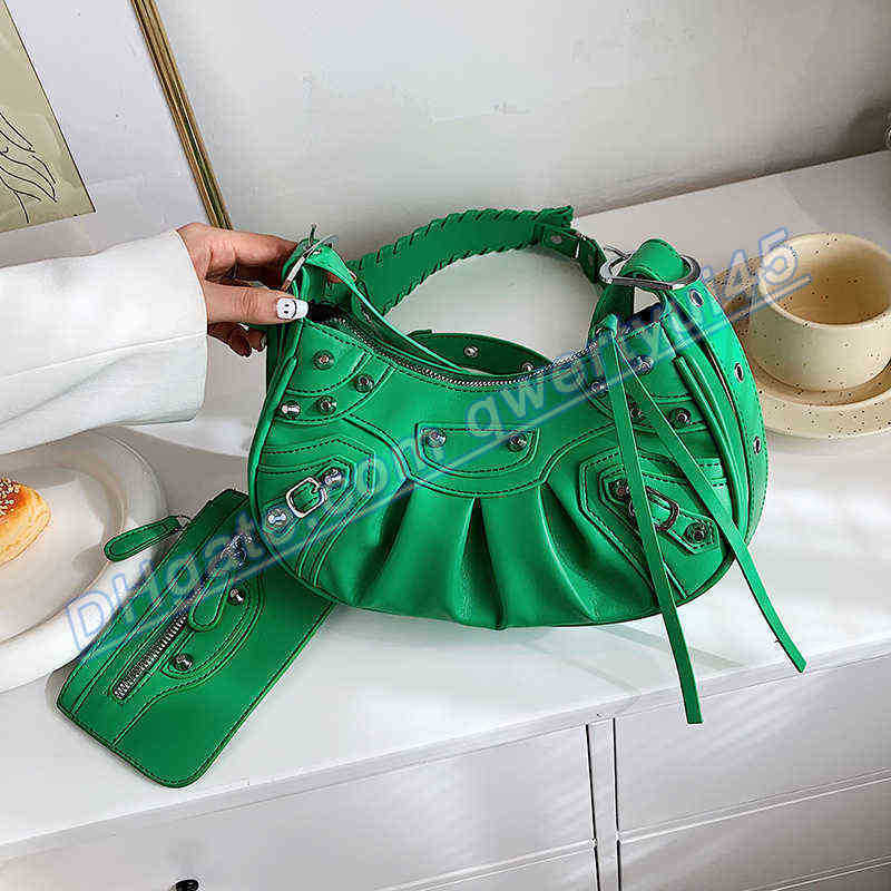 qwertyui45 Totes Fashion Women Messenger Bag Personality Trend Simple Shoulder Bag Luxury Designer Large Capacity Texture Western Style Handbags 020223H, Pink
qwertyui45 Totes Fashion Women Messenger Bag Personality Trend Simple Shoulder Bag Luxury Designer Large Capacity Texture Western Style Handbags 020223H, Pink