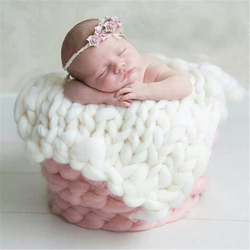 Blankets Swaddling Knitted Wool Crochet Litter Baby born Pography Props Chunky Knit Basket Filler 230202, 932215
Blankets Swaddling Knitted Wool Crochet Litter Baby born Pography Props Chunky Knit Basket Filler 230202, 932215