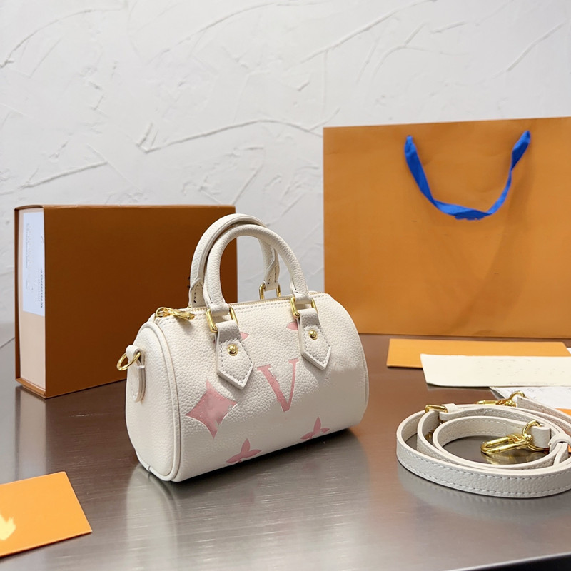 Monograms Embossing designers Bags NANO SPEEDY Hight Quality leather Tote crossbody Soft Trunk Clutch Pochette Shoulder Bag Versatility Wallet Purse Mini Bag, Color 4
Monograms Embossing designers Bags NANO SPEEDY Hight Quality leather Tote crossbody Soft Trunk Clutch Pochette Shoulder Bag Versatility Wallet Purse Mini Bag, Color 4