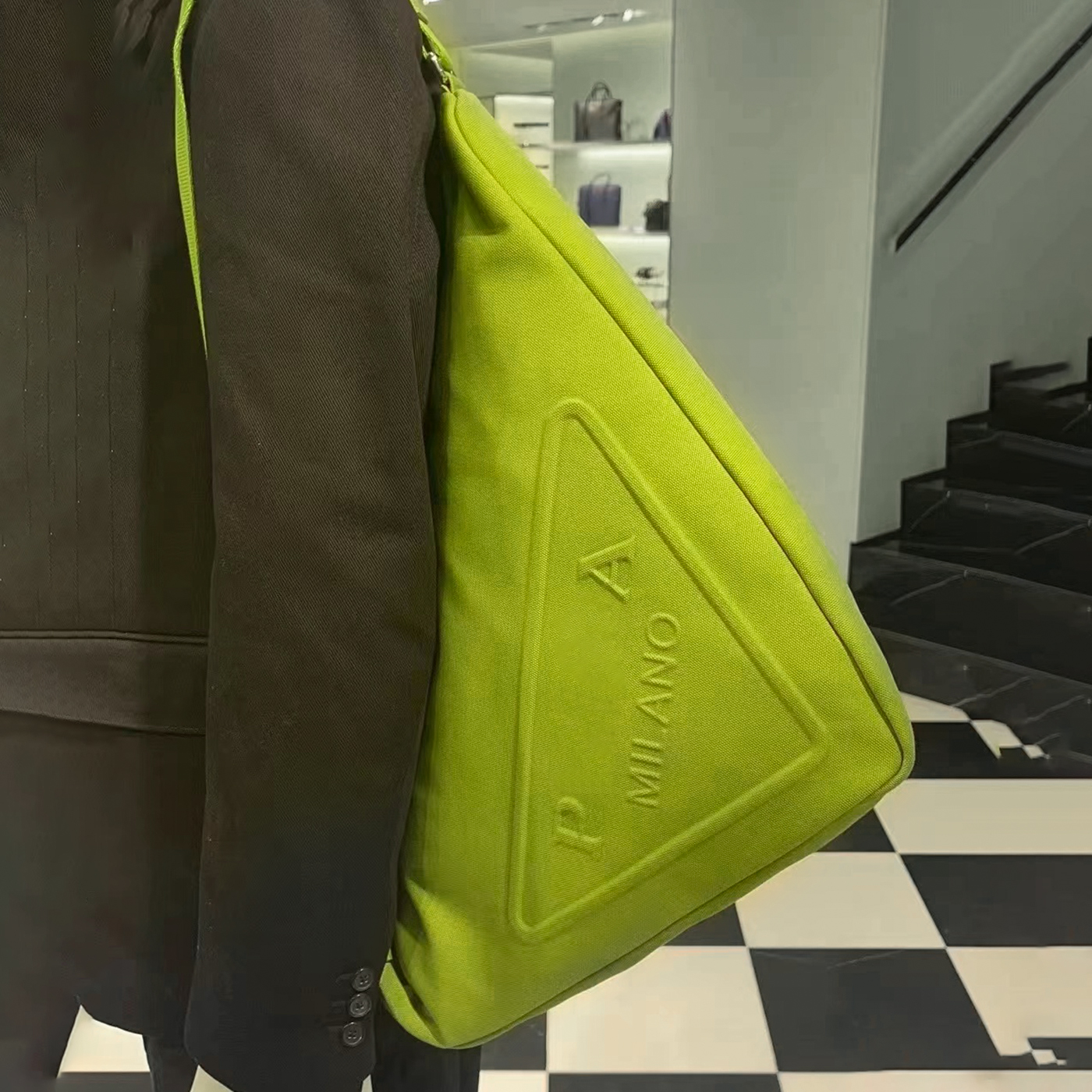 fashion Luxurys Designers Nylon bag triangle pochette beach Wallet shoulder Canvas totes mens womens luxury hangbag Linen Crossbody Hobo bags travel Embossed, Black
fashion Luxurys Designers Nylon bag triangle pochette beach Wallet shoulder Canvas totes mens womens luxury hangbag Linen Crossbody Hobo bags travel Embossed, Black