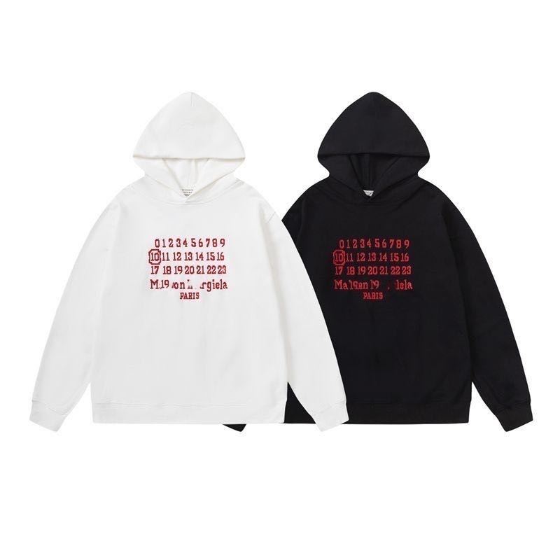 Maison MM6 Margiela chest letter embroidery hooded sweatshirt Majella men and women loose hoodie cotton, Black
Maison MM6 Margiela chest letter embroidery hooded sweatshirt Majella men and women loose hoodie cotton, Black