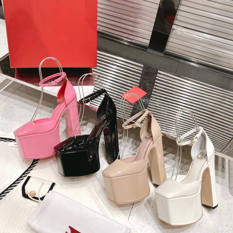 Waterproof platform leather sandals Women's T platform high-heeled shoes Candy color designer shoes 15CM high-heeled shoes Bright shoes Bread-toe women's shoes 35-40, Black
Waterproof platform leather sandals Women's T platform high-heeled shoes Candy color designer shoes 15CM high-heeled shoes Bright shoes Bread-toe women's shoes 35-40, Black