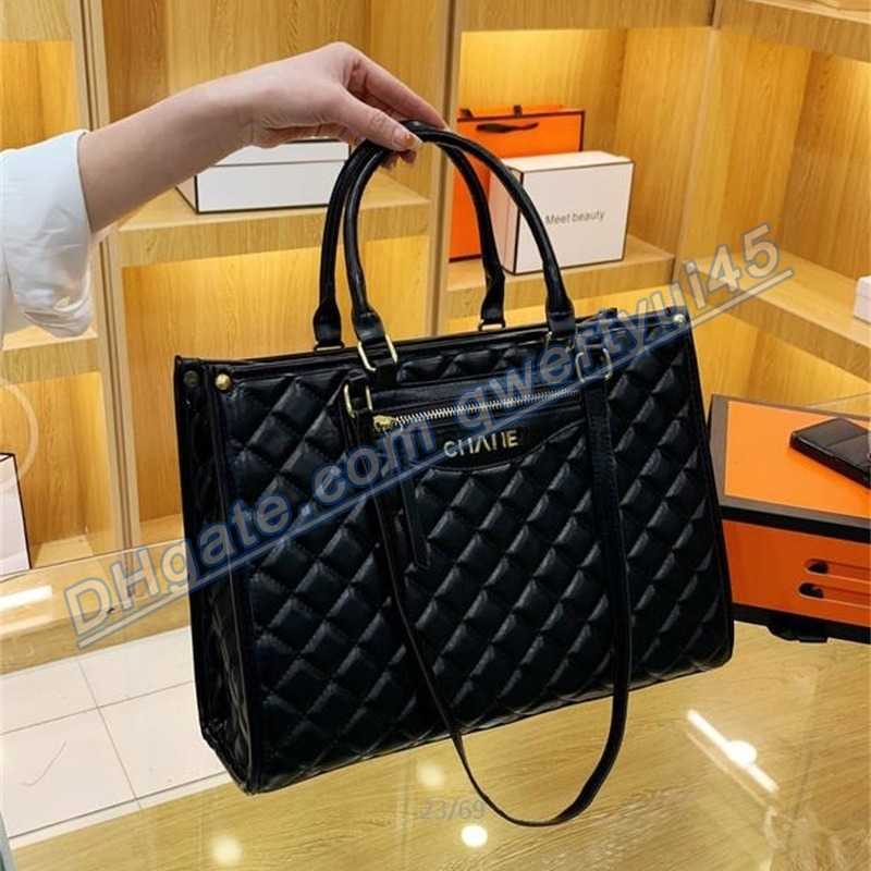 qwertyui45 Totes Famous Designer Ladies Handbag Shopping Large Capacity Handbag Leather Fashion Beach Bag Luxury Travel Diagonal Shoulder Bag 020223H, Black11
qwertyui45 Totes Famous Designer Ladies Handbag Shopping Large Capacity Handbag Leather Fashion Beach Bag Luxury Travel Diagonal Shoulder Bag 020223H, Black11