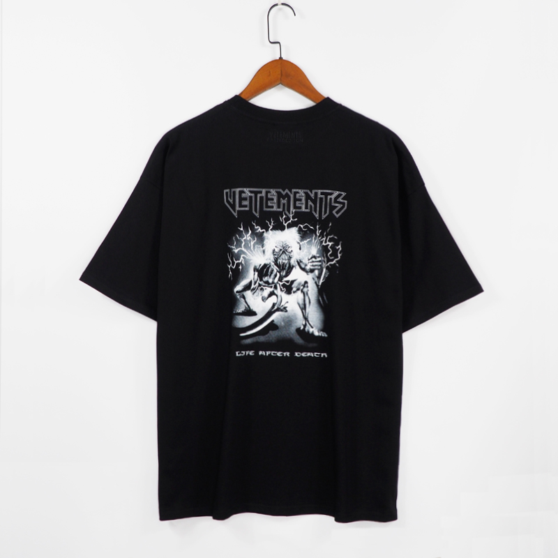 Boutique Mens T-Shirts Designer Casual Man Womens Tees With Letters Print Short Sleeves Top Sell Luxury Men Quick dry, 18
Boutique Mens T-Shirts Designer Casual Man Womens Tees With Letters Print Short Sleeves Top Sell Luxury Men Quick dry, 18