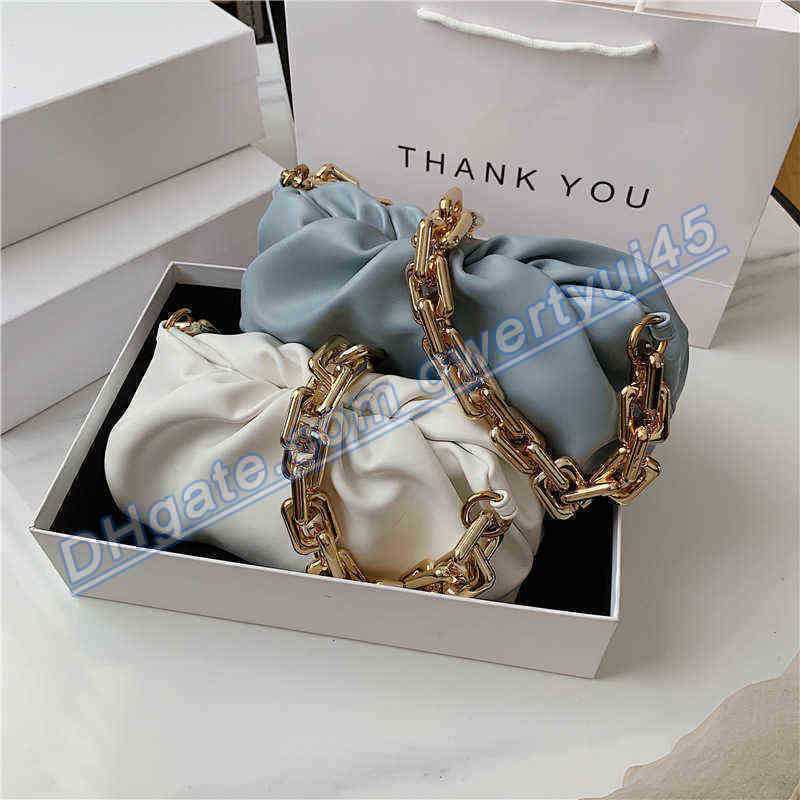 qwertyui45 Clutch Bags Metal Chain Designer Handbags Cloud Shoulder Satchels Belt Bag Versatile Large Capacity Female Purses and Handbags Luxury 020223H, Black
qwertyui45 Clutch Bags Metal Chain Designer Handbags Cloud Shoulder Satchels Belt Bag Versatile Large Capacity Female Purses and Handbags Luxury 020223H, Black