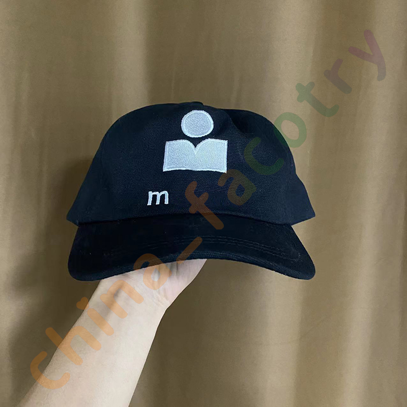 Designer's classic series baseball cap Women's embroidered logo ball cap Fashion men's casual cap, White
Designer's classic series baseball cap Women's embroidered logo ball cap Fashion men's casual cap, White