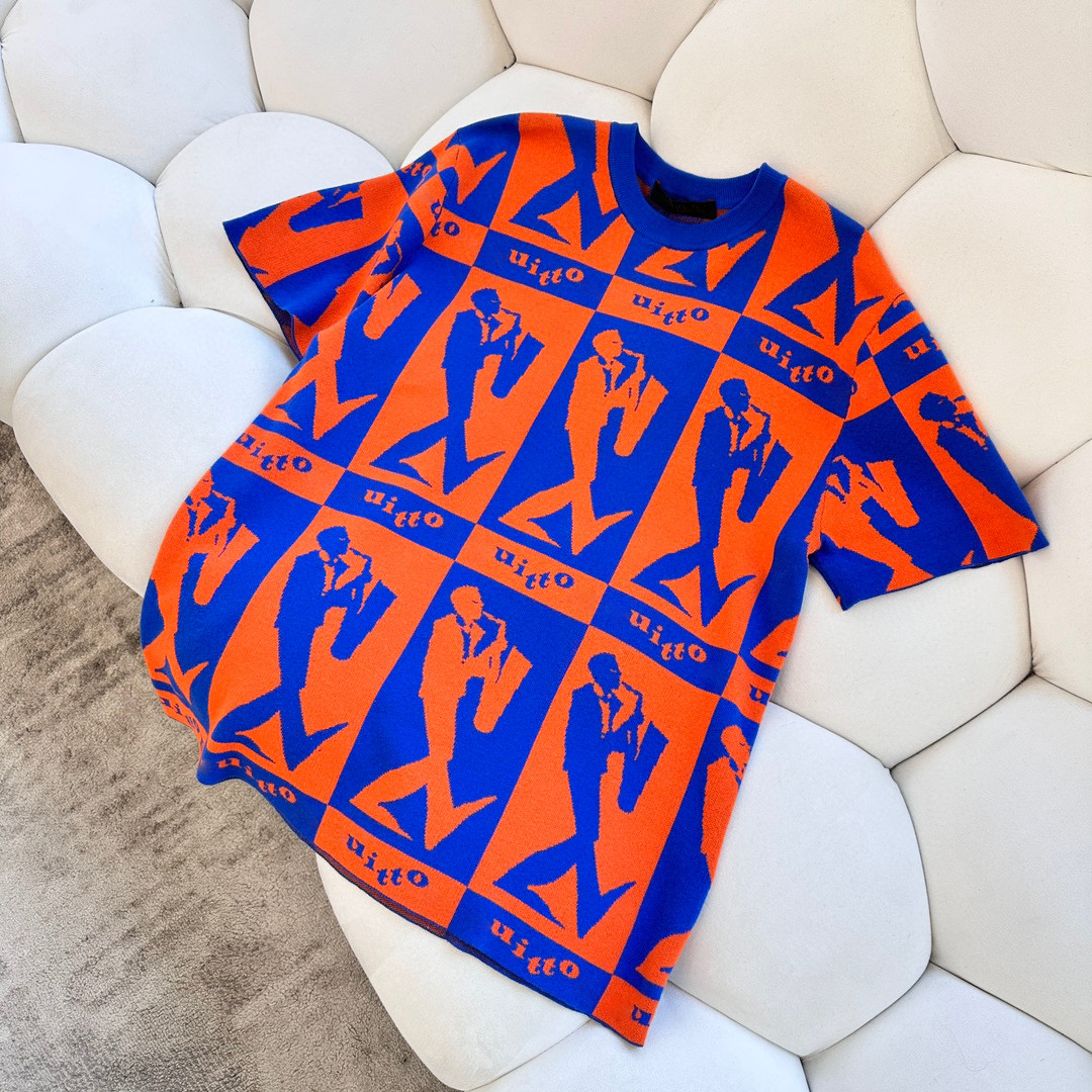 luxury Designer custom T Shirts Chest Letter Laminated Print Short Sleeve High Street Loose Oversize Casual Pure Cotton Tops for Men and Women, T77
luxury Designer custom T Shirts Chest Letter Laminated Print Short Sleeve High Street Loose Oversize Casual Pure Cotton Tops for Men and Women, T77