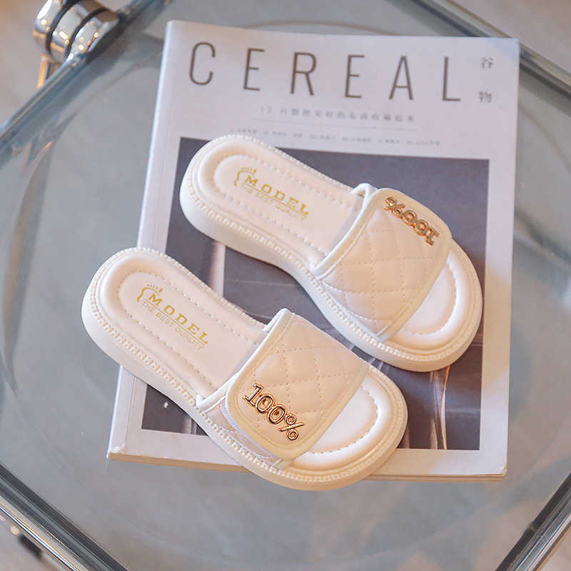 Slipper Flat Bottom Kids Fashion 2022 Casual Hook Loop Slippers Simple Wild Girl Sweet Japanese Cute Children PU Summer New Non-slip 0203, Black
Slipper Flat Bottom Kids Fashion 2022 Casual Hook Loop Slippers Simple Wild Girl Sweet Japanese Cute Children PU Summer New Non-slip 0203, Black