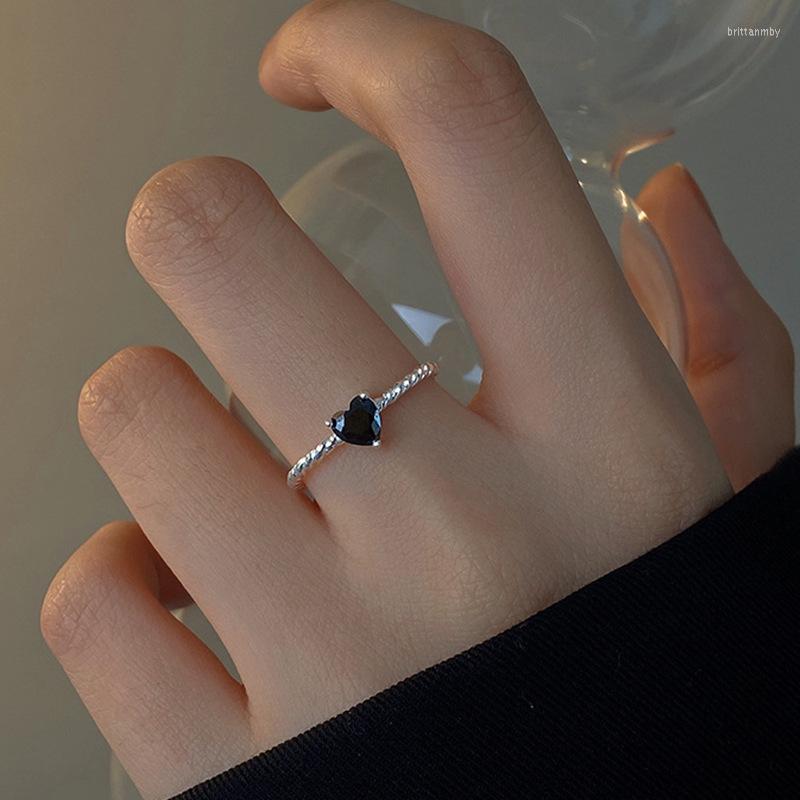 Wedding Rings Vintage Black Zircon Ring Heart Crystal Small Stone Trendy Silver Color Engagement
Wedding Rings Vintage Black Zircon Ring Heart Crystal Small Stone Trendy Silver Color Engagement