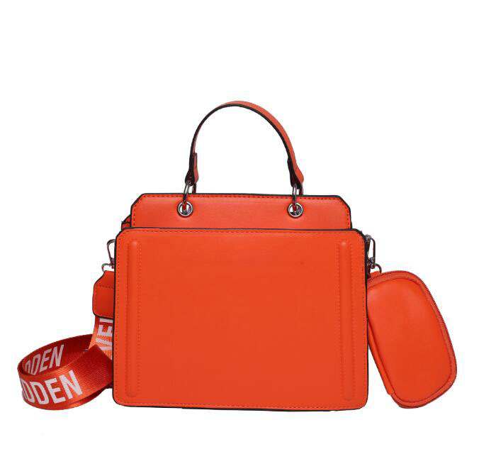 Famous Designer Shoulder Bag Chain Crossbody Tote Women Classic Handbag Purse Luxury Shopping Wallet Casual big Capacity Handbags Fashion Bags ST007, Green
Famous Designer Shoulder Bag Chain Crossbody Tote Women Classic Handbag Purse Luxury Shopping Wallet Casual big Capacity Handbags Fashion Bags ST007, Green
