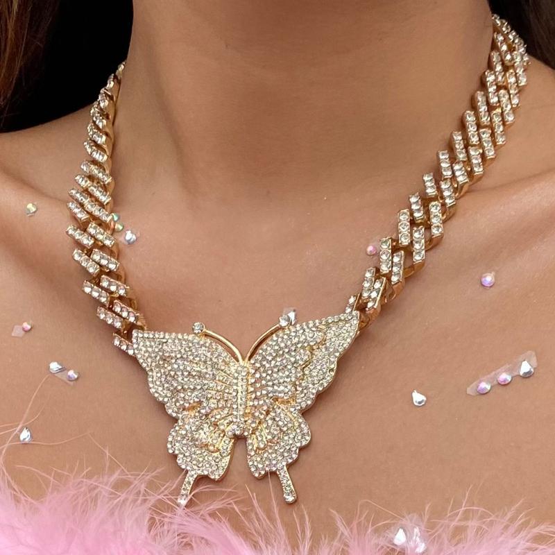 Pendant Necklaces Cosysail Shiny Iced Out Miami Cuban Link Chain Necklace Hip Hop Women Big Rhinestone Crystal Butterfly JewelryPendant
Pendant Necklaces Cosysail Shiny Iced Out Miami Cuban Link Chain Necklace Hip Hop Women Big Rhinestone Crystal Butterfly JewelryPendant