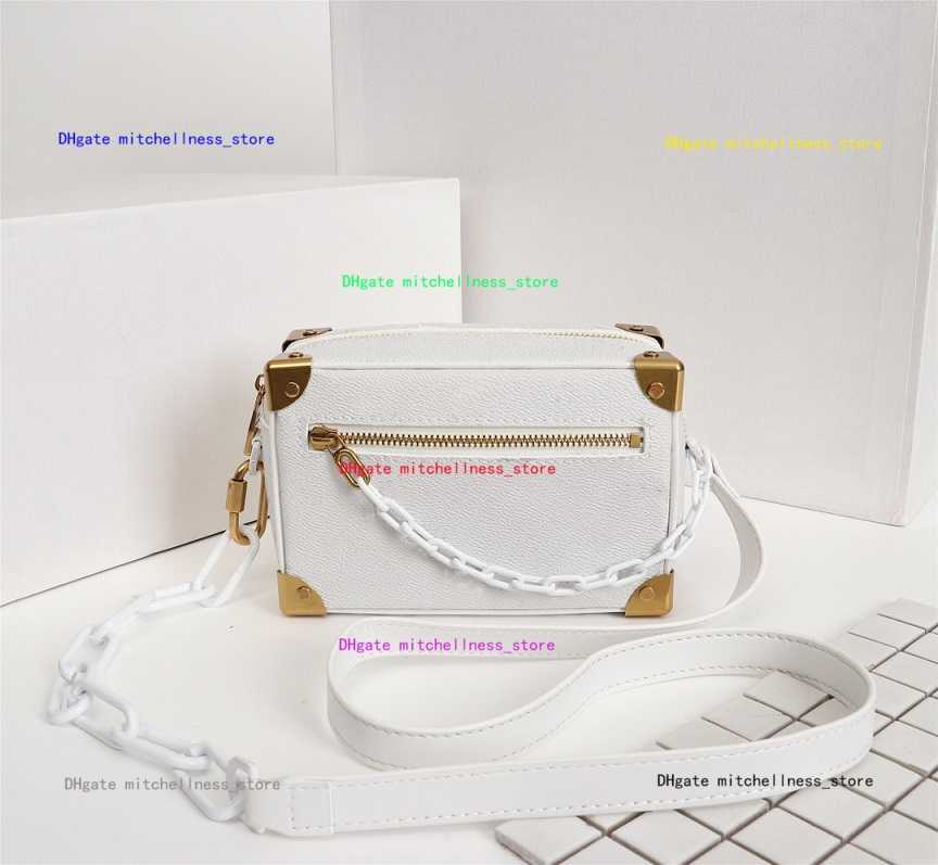 High Quality Fashion Designer Luxury Handbags Purses MINI SOFT TRUNK Box Chain Bag Women Brand Classic Style Genuine Leather Shoulder Bags, M44480
High Quality Fashion Designer Luxury Handbags Purses MINI SOFT TRUNK Box Chain Bag Women Brand Classic Style Genuine Leather Shoulder Bags, M44480