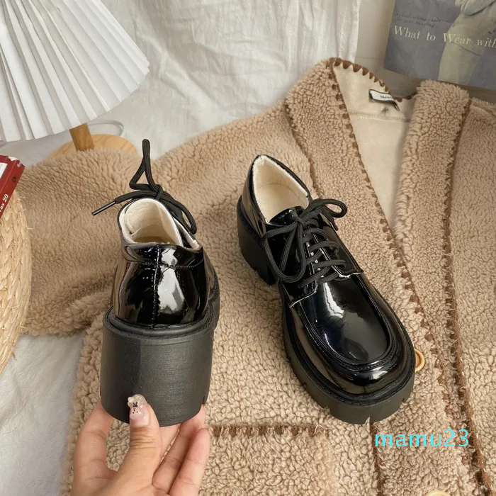 Dress Shoes Uniform Small Leather Female British Girl Japanese Wild Black Retro Mary Jane, Black sequins
Dress Shoes Uniform Small Leather Female British Girl Japanese Wild Black Retro Mary Jane, Black sequins