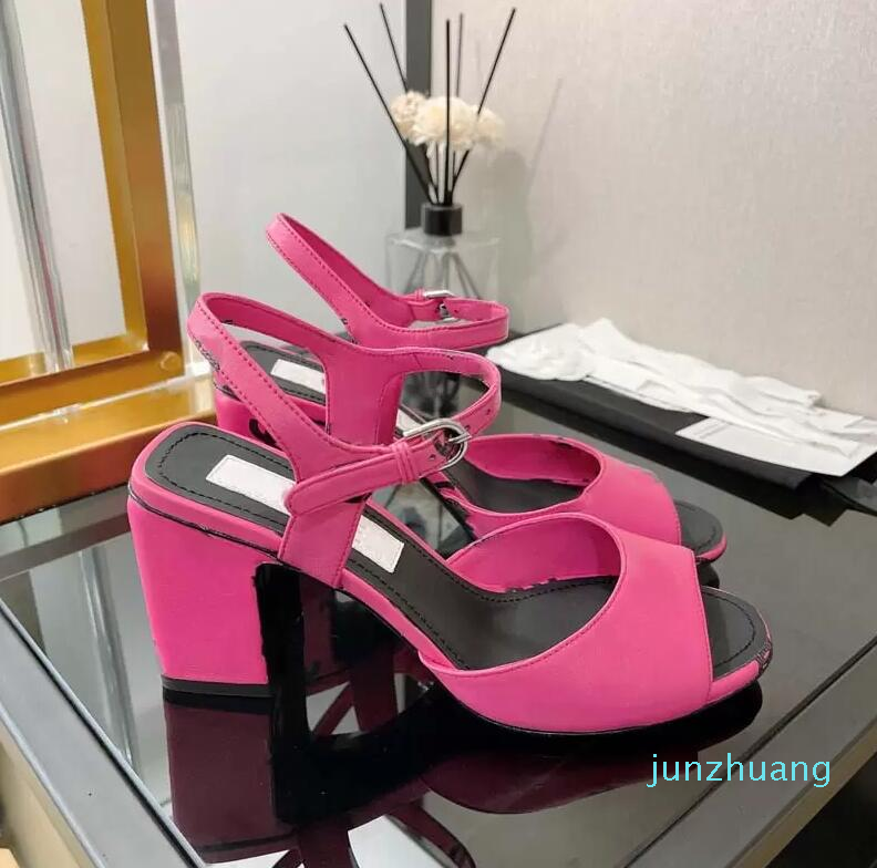 Dress Shoes Ladies Designer High Heels Summer Thick Sole Sandals Slippers Flat Leather Hemp Rope Strap Braided Sandals 33, #1
Dress Shoes Ladies Designer High Heels Summer Thick Sole Sandals Slippers Flat Leather Hemp Rope Strap Braided Sandals 33, #1