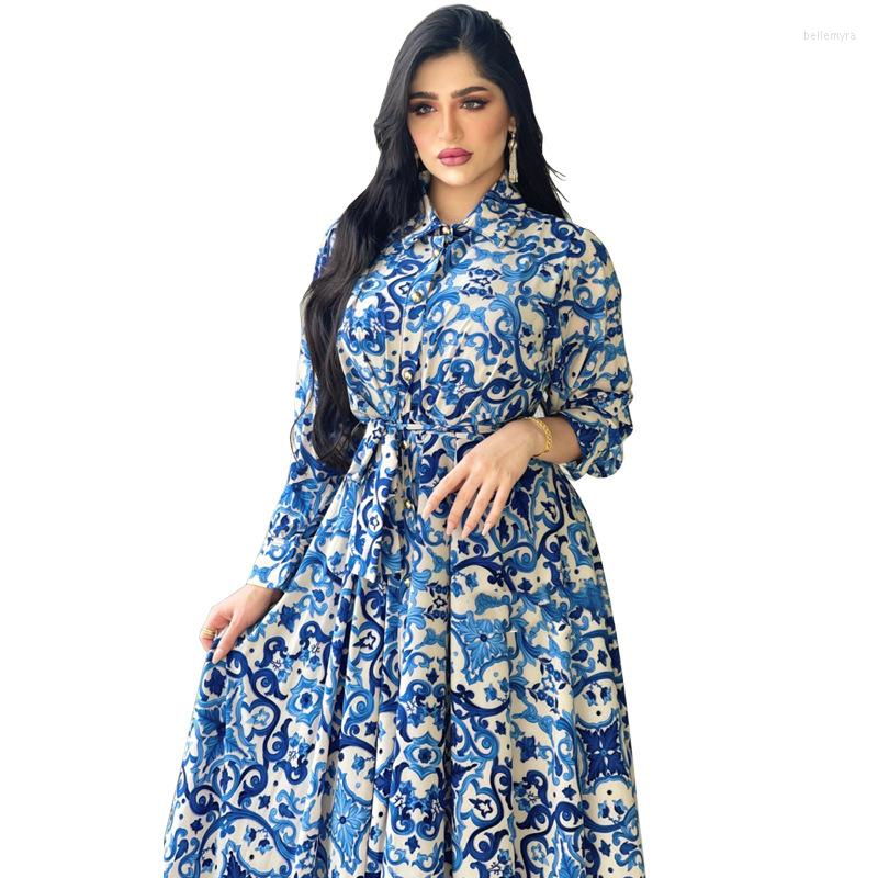 Ethnic Clothing Muslim Women's Malay Indonesia Southeast Asia Printing Long-sleeved Party Dress Turn Down Neck Single-breasted Abaya
Ethnic Clothing Muslim Women's Malay Indonesia Southeast Asia Printing Long-sleeved Party Dress Turn Down Neck Single-breasted Abaya