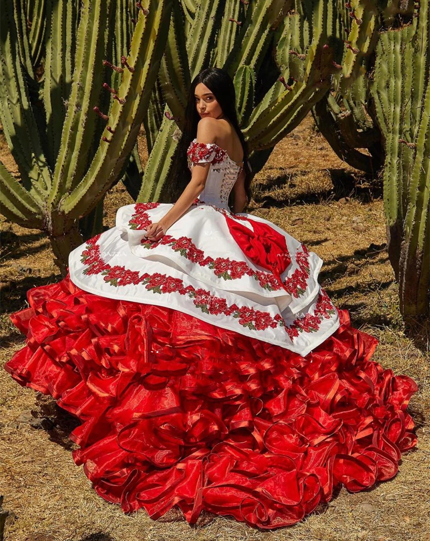 Red Floral Charro Quinceanera Dresses Ball Gown Off The Shoulder Tiered Organza Appliques Mexican Sweet 16 Dresses Vestido 15 Anos Evening Prom Wear
